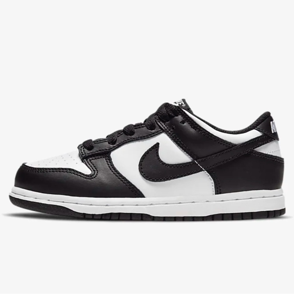 New Dunk PandaNike,  Black and White Low-Top Sneakers